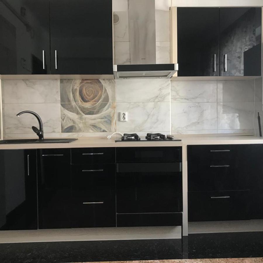 Black&White Studio Ultracentral Κραϊόβα Εξωτερικό φωτογραφία